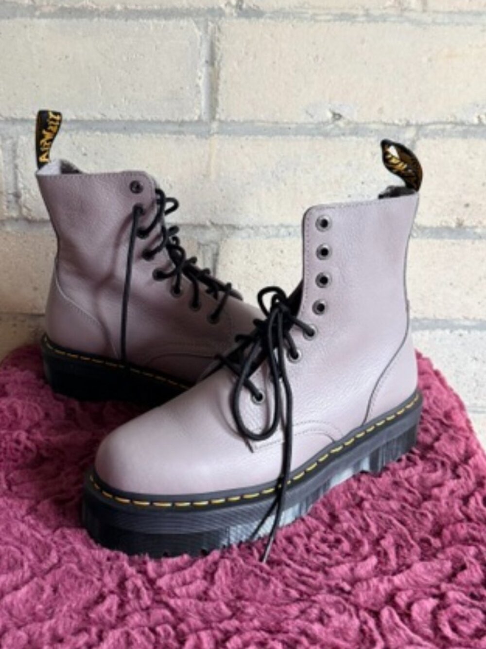 Dr. Martens Jadon boot gray leather size US W 11 / M 10 / UK 9 Like New